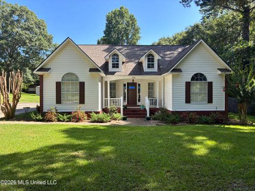 1370 Dan St, Prentiss, MS, 39474-9006 | Card Image