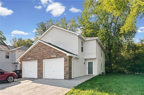 18501 E 3rd Street Court N, Independence, MO, 64056 | Card Image