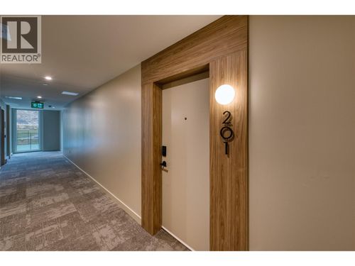 201-9654 Benchland Dr, Lake Country, BC, V4V0C5 | Card Image