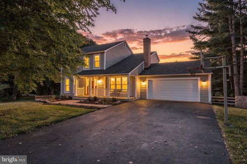 17583 Madison Ave, Hamilton, VA, 20158-3421 | Card Image
