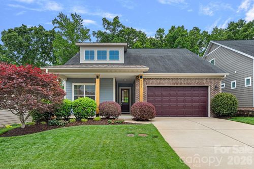 7130 Hanging Rock Ct, Denver, NC, 28037-6107 | Card Image