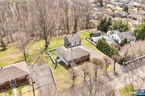 245 Barnert Ave, Totowa, NJ, 07512-2135 | Card Image