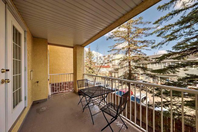 204 - 2212 34 Avenue Sw, Home with 2 bedrooms, 2 bathrooms and 1 parking in Calgary AB | Image 8
