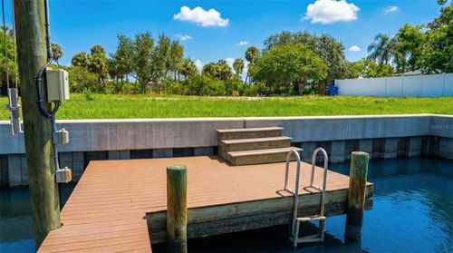 3904 Dana Shores Dr, TAMPA, FL, 33634-7408 | Card Image