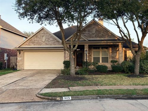 3115 Chappelwood Drive, Pearland, TX, 77584 | Card Image