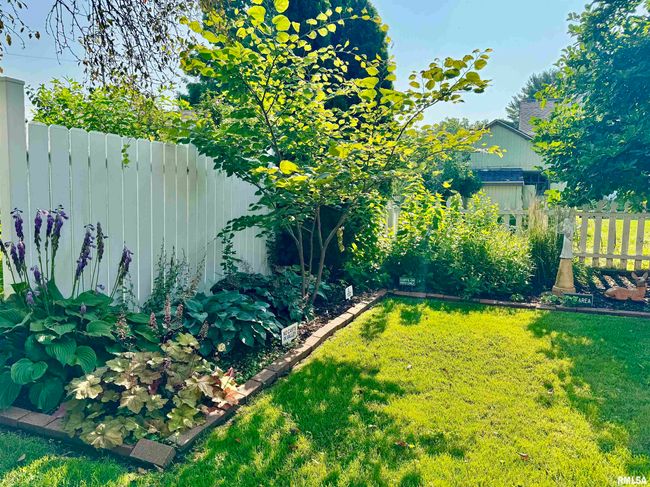 412 Ne 3 Rd Ave, House other with 3 bedrooms, 2 bathrooms and null parking in Aledo IL | Image 27