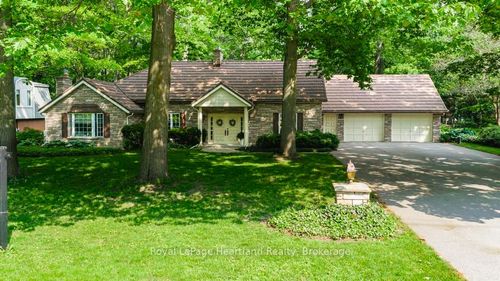 81366 Champlain Blvd, Goderich, ON, N7A3Y2 | Card Image