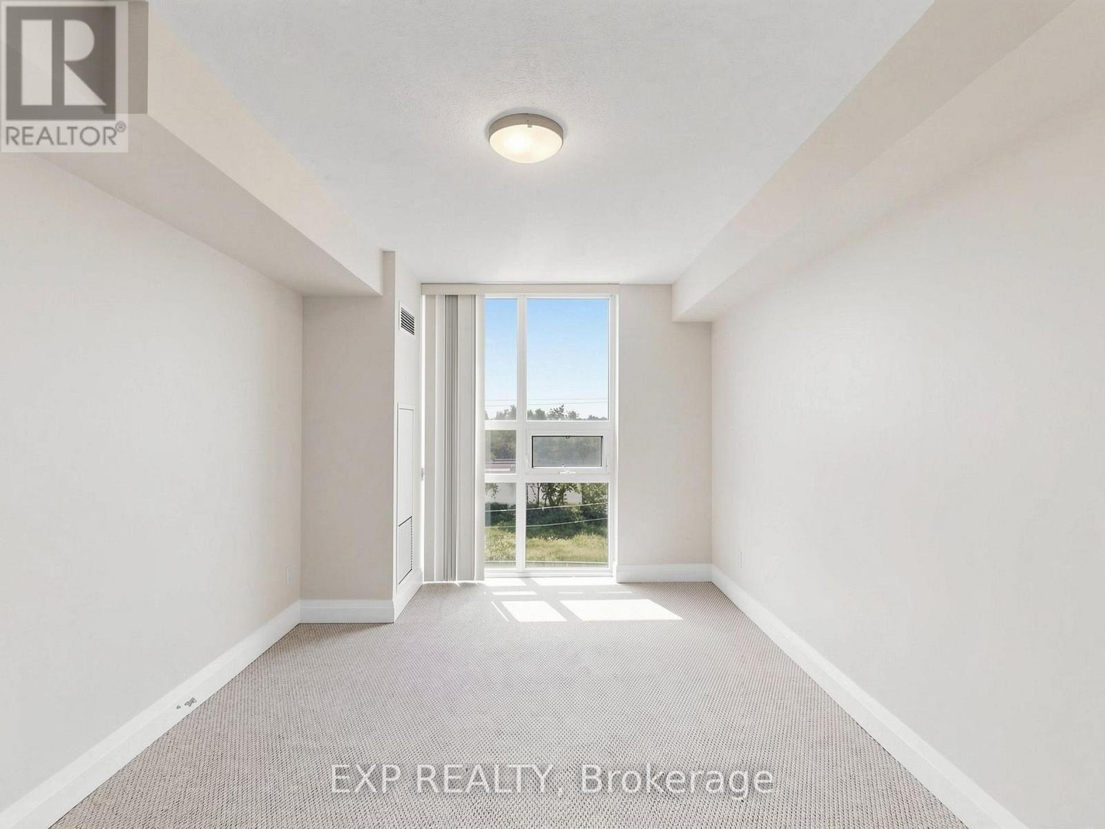 Residential in Toronto (Oakridge) 3
