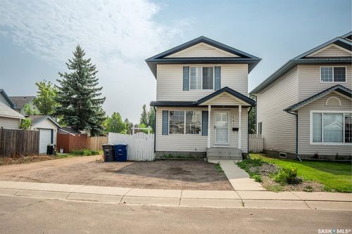 542 Carter Way, Saskatoon, SK, S7L7J1 | Card Image