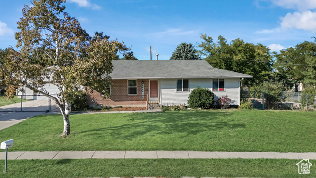 Carson Ln, West Jordan, UT 84084