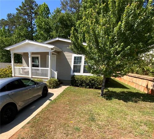 21 Hillandale St, Newnan, GA, 30263-5262 | Card Image