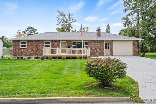 710 Kleewood Dr, Fulton, MO, 65251-2491 | Card Image