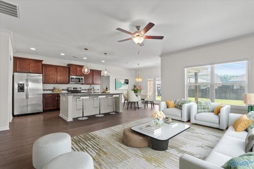 102 Kretzer Ct, Huntsville, AL, 35806-3014 | Card Image