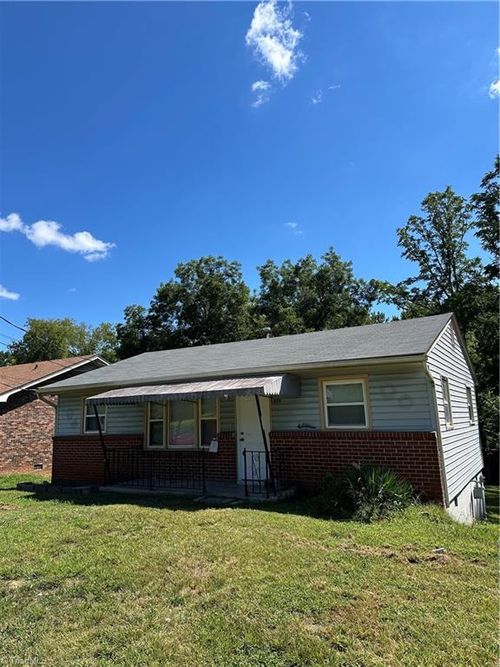 335 S Branch St, Reidsville, NC, 27320-3917 | Card Image