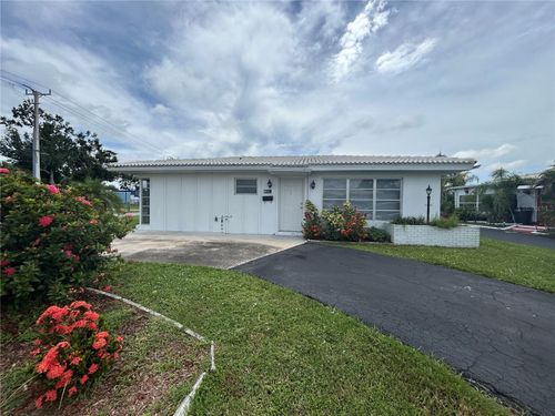 8521 Pickwick Rd, NORTH PORT, FL, 34287-2101 | Card Image