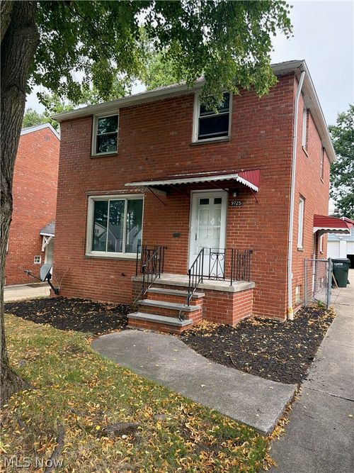 9725 S Highland Avenue, Garfield Heights, OH, 44125 | Card Image