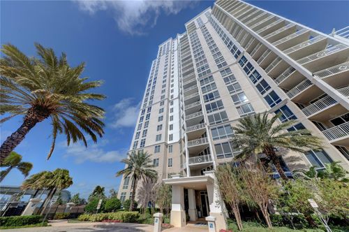 301-331 Cleveland St, Clearwater, FL, 33755 | Card Image