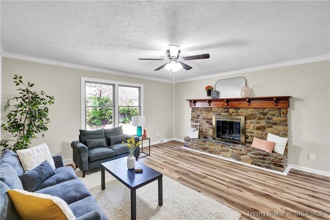 1801 Cliffwood Ct, Home with 4 bedrooms, 3 bathrooms and null parking in New Albany IN | Image 6