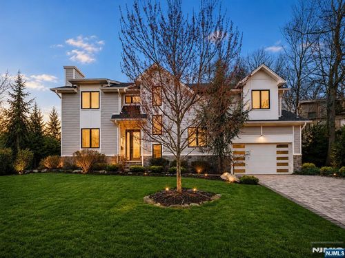 55 Cedar St, Cresskill, NJ, 07626-2508 | Card Image