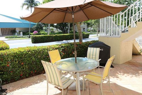 apt-101-940 3rd St, NAPLES, FL, 34102-6868 | Card Image