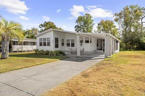 5177 Forest Glenn Dr, SPRING HILL, FL, 34607-3922 | Card Image