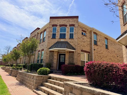 210 Belleville Dr, Lewisville, TX, 75057-4811 | Card Image