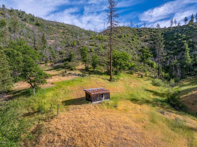 12876 E Fork Rd, House other with 3 bedrooms, 4 bathrooms and null parking in French Gulch CA | Image 64
