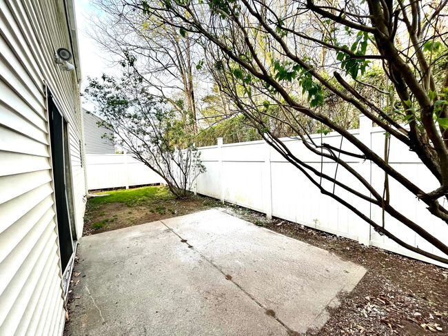 6 Stirling Ct, House other with 3 bedrooms, 1 bathrooms and 4 parking in Middletown CT | Image 12