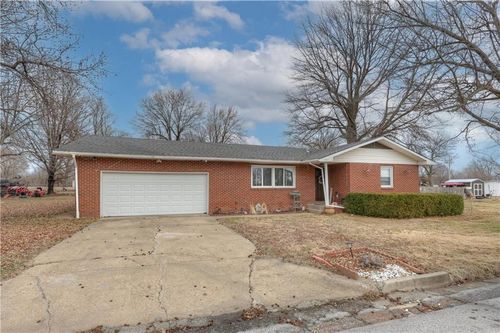 507 W Main St, Weir, KS, 66781-4085 | Card Image