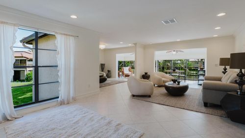 b-9277 Vista Del Lago, Boca Raton, FL, 33428-3111 | Card Image