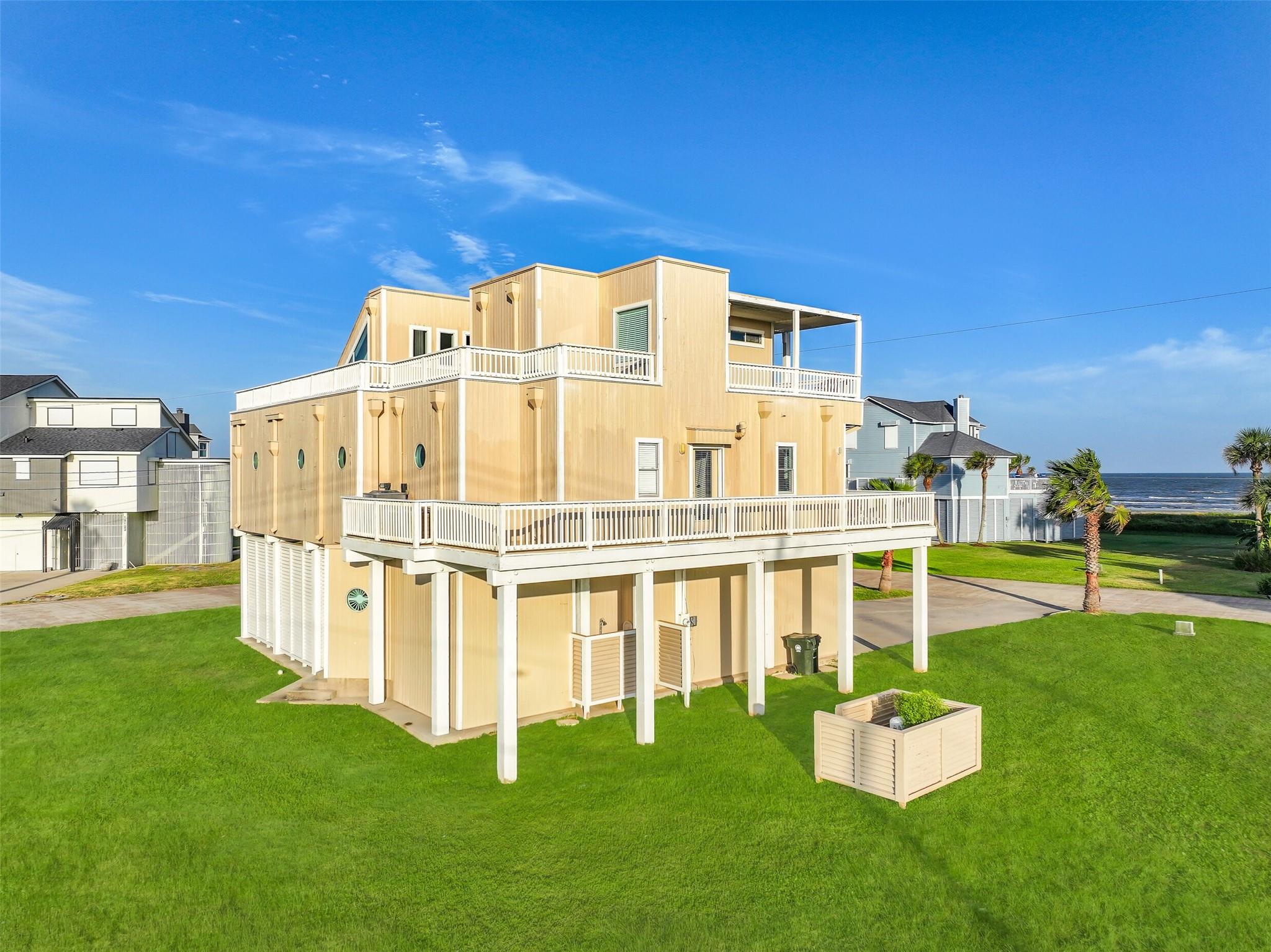 Residential in Galveston 5