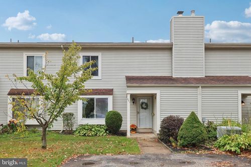 201 Empress St, MARLTON, NJ, 08053-2009 | Card Image