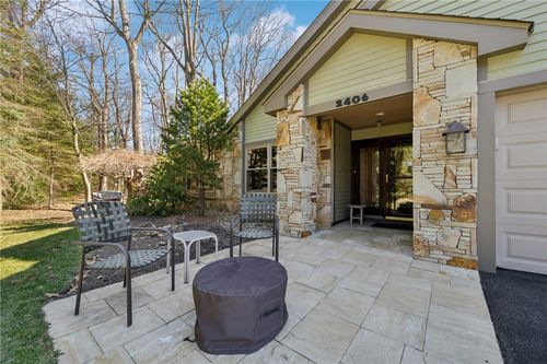 2406 S Ridge Ln, Hidden Valley, PA, 15502-2402 | Card Image