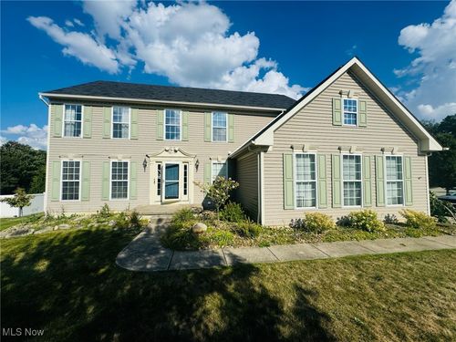 5205 Fairington Ave, Copley, OH, 44321-3255 | Card Image