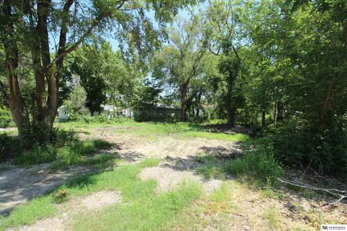 1642 Oak Ave, Crete, NE, 68333-1540 | Card Image