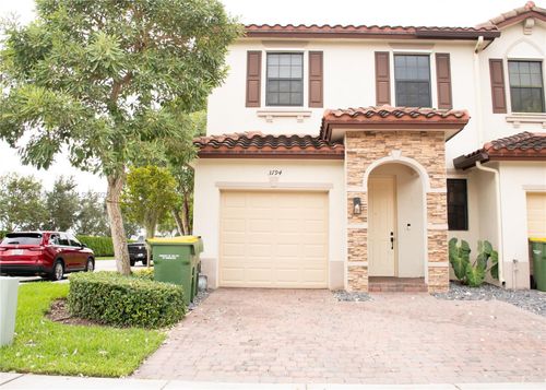 3794-3794 Se 3rd Ct, Homestead, FL, 33033-6055 | Card Image