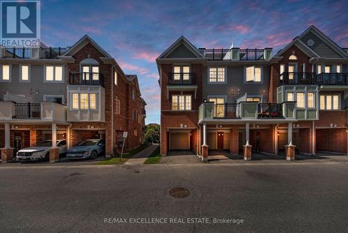 10-2614 Dashwood Dr, Oakville, ON, L6M0K5 | Card Image
