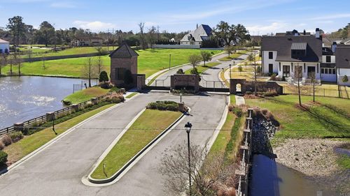 134 Valhalla Blvd, Baton Rouge, LA, 70810-3649 | Card Image