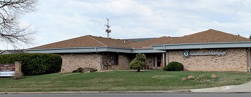 8341 Office Park Dr, Grand Blanc, MI, 48439-2077 | Card Image