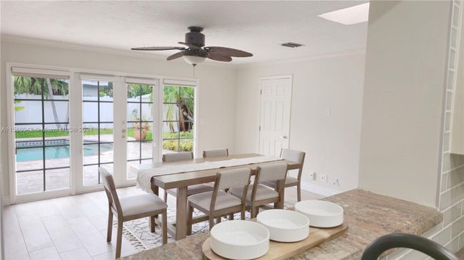 909 Sw 9th Ave, Home with 3 bedrooms, 2 bathrooms and null parking in Boca Raton FL | Image 12