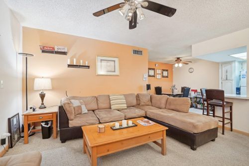 apt-230-8404 W Sample Rd, Coral Springs, FL, 33065-4652 | Card Image