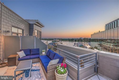 unit-403-525 Water St Sw, WASHINGTON, DC, 20024-2382 | Card Image