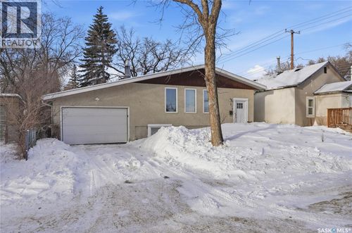 313 Q Av S, Saskatoon, SK, S7M2Y2 | Card Image