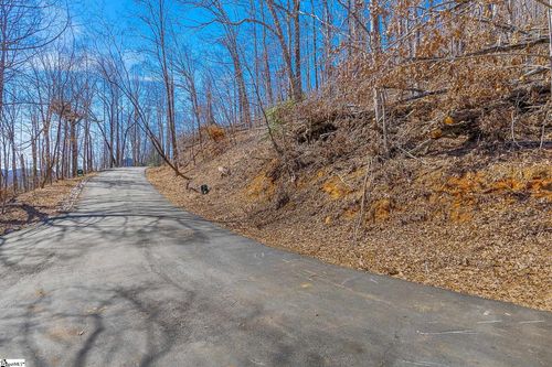 821 Whispering Falls Dr, Pickens, SC, 29671-8311 | Card Image