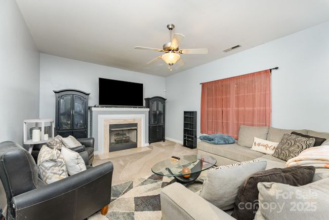 7218 Cascading Pines Dr, House other with 3 bedrooms, 4 bathrooms and null parking in Tega Cay SC | Image 8