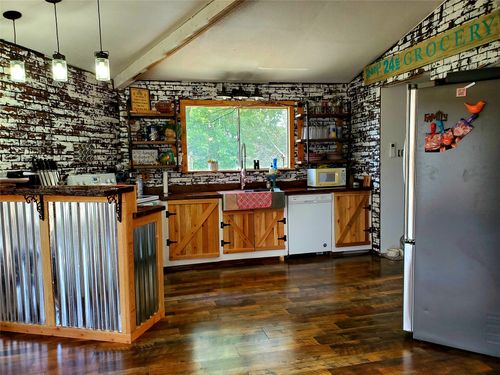 500 County Road 1524, Morgan, TX, 76671-3388 | Card Image