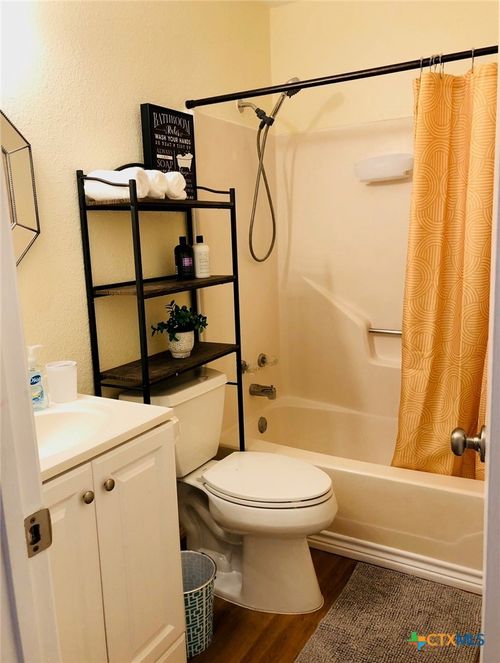 4102 Dakota Sun, San Antonio, TX, 78244-1253 | Card Image