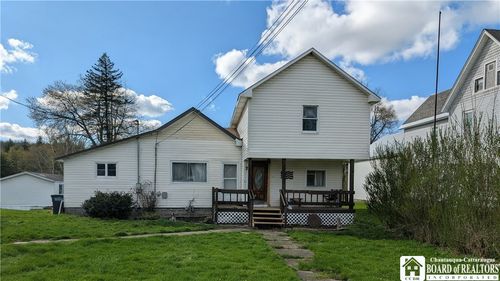 7 Park St, Sinclairville, NY, 14782-9633 | Card Image