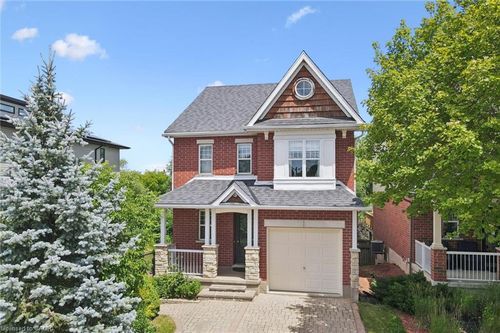 220 Carrington Dr, Guelph, ON, N1G5K3 | Card Image