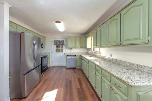 6675 Highway 100, Reagan, TN, 38368-7333 | Card Image